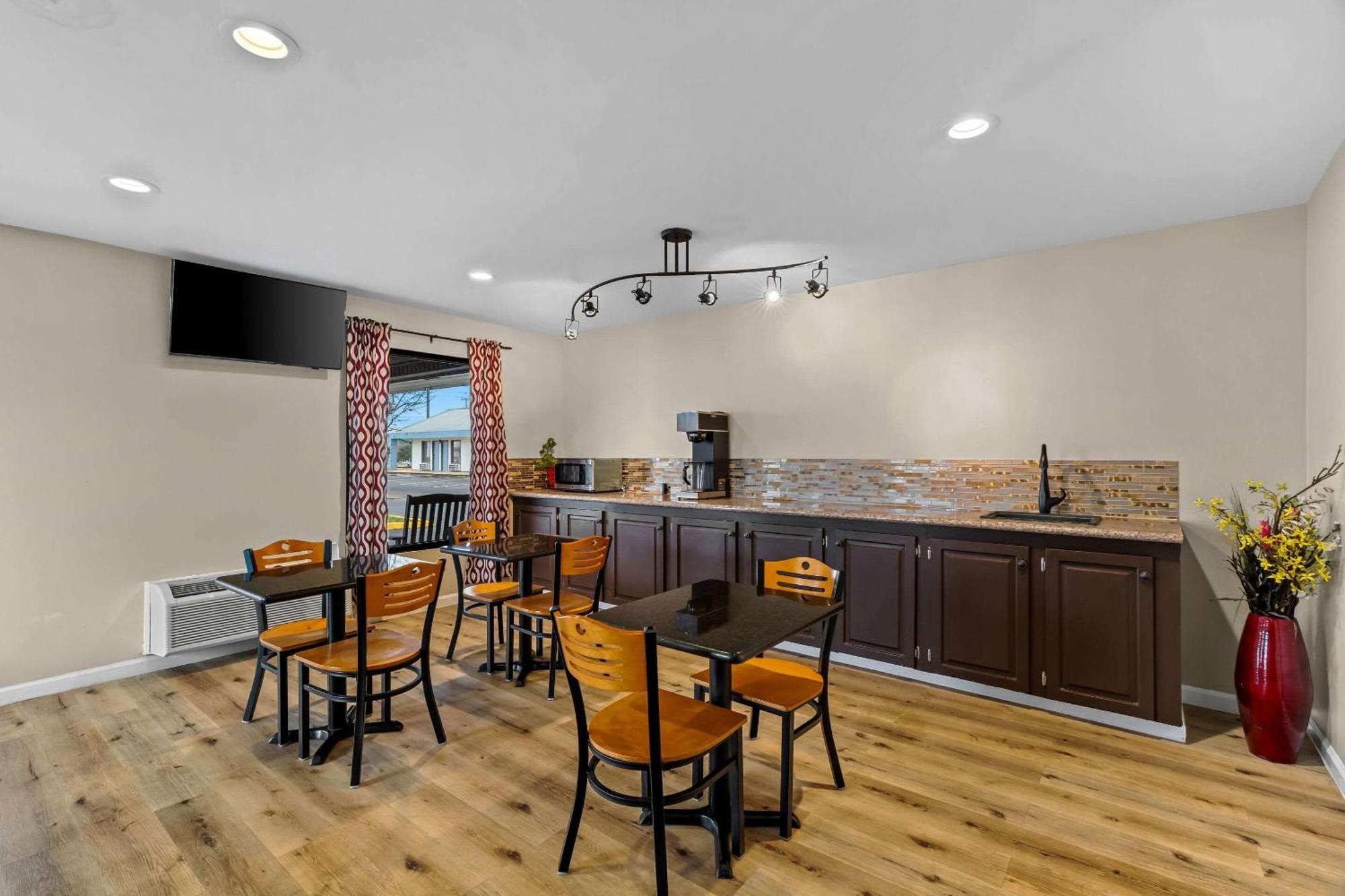 Rodeway Inn & Suites Brookhaven Kültér fotó