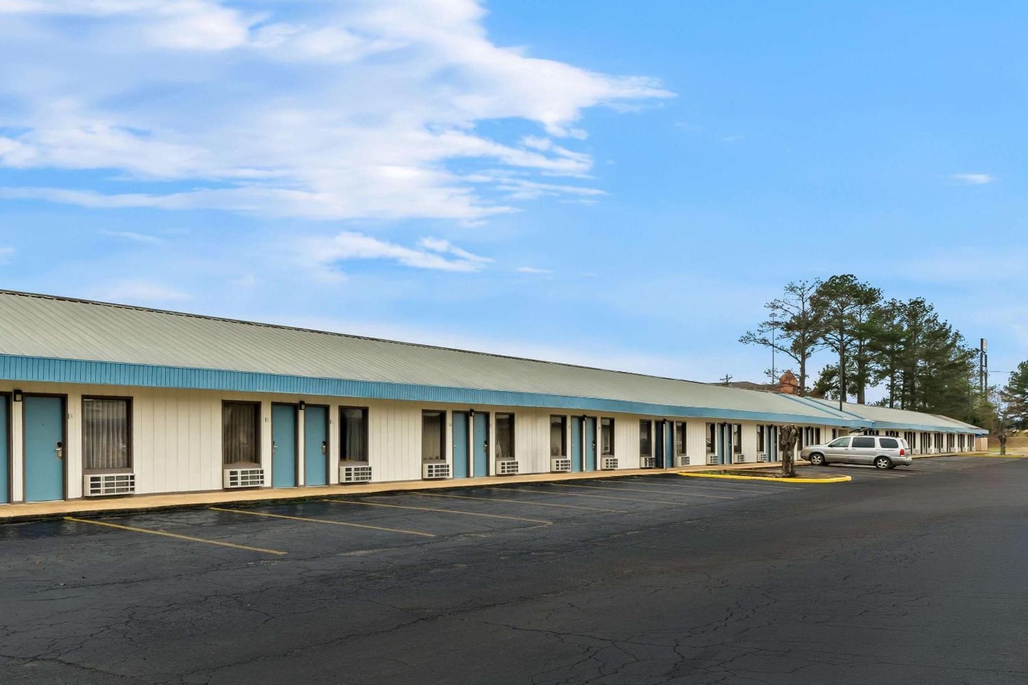 Rodeway Inn & Suites Brookhaven Kültér fotó