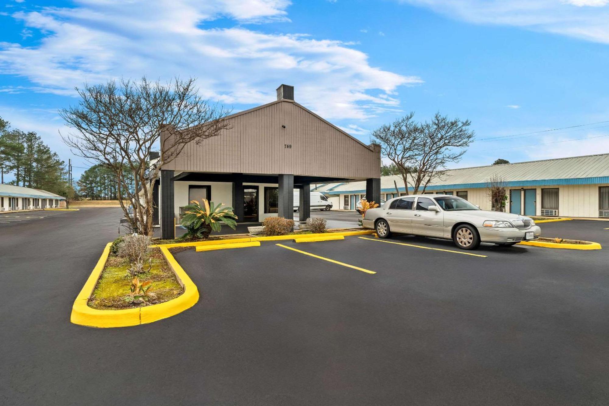 Rodeway Inn & Suites Brookhaven Kültér fotó