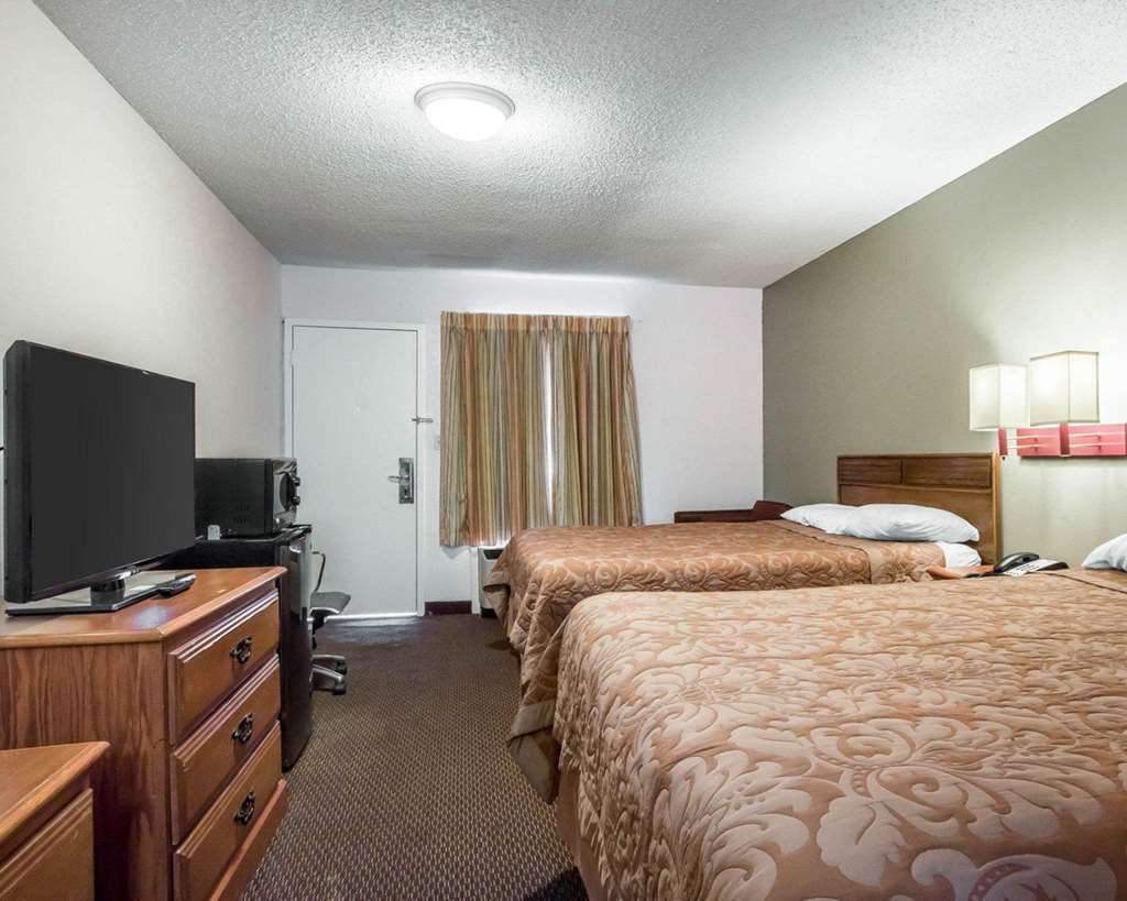 Rodeway Inn & Suites Brookhaven Szoba fotó