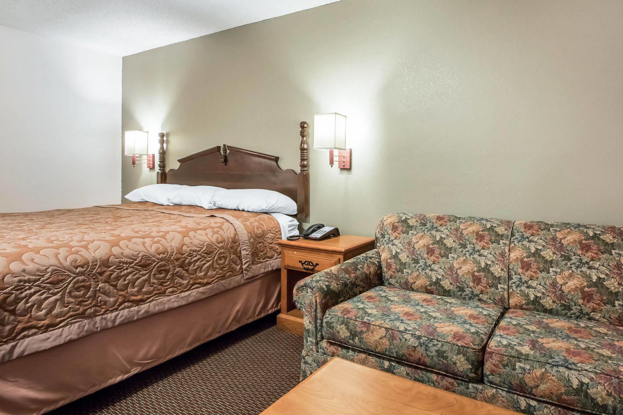 Rodeway Inn & Suites Brookhaven Kültér fotó