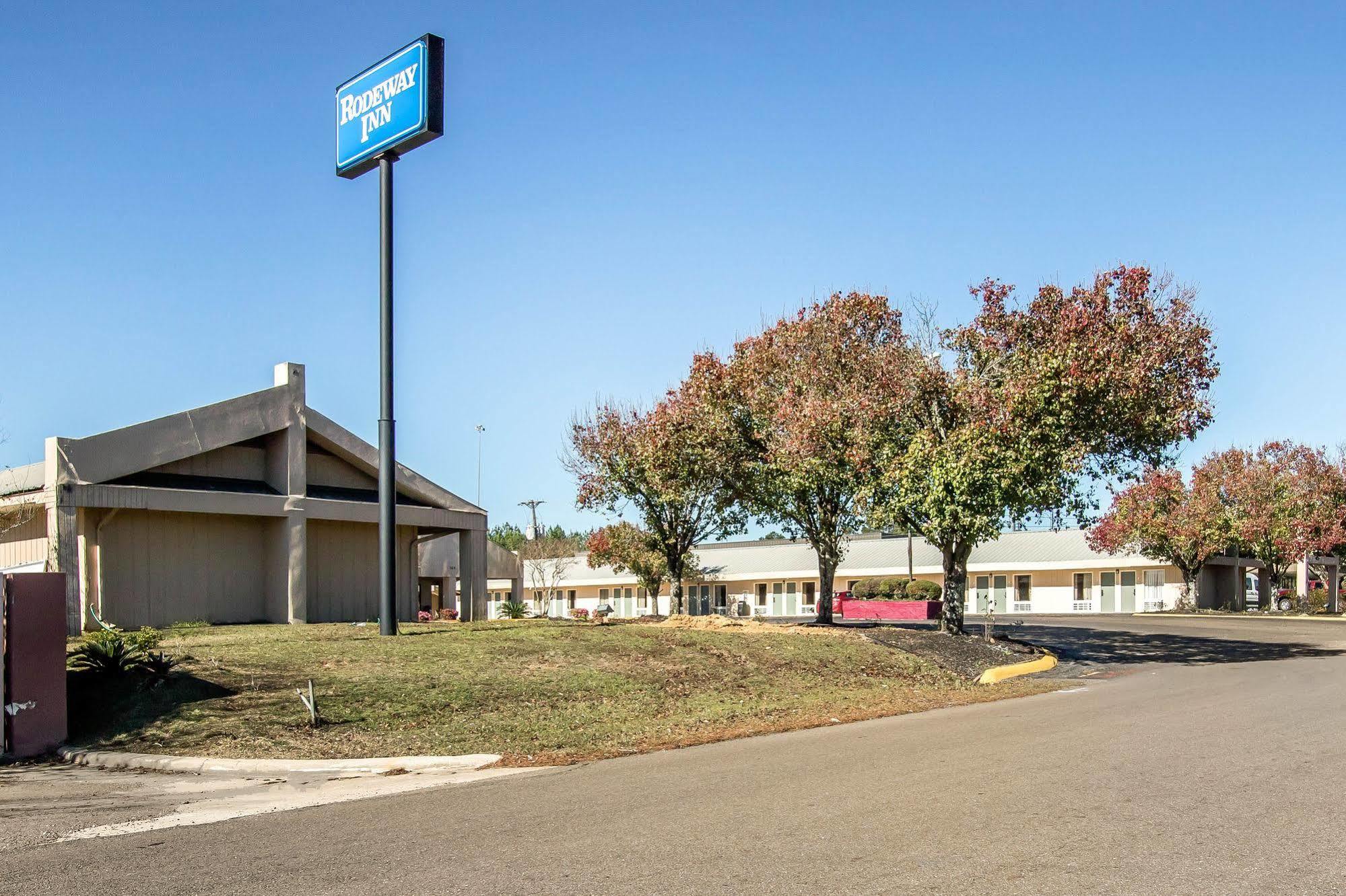 Rodeway Inn & Suites Brookhaven Kültér fotó